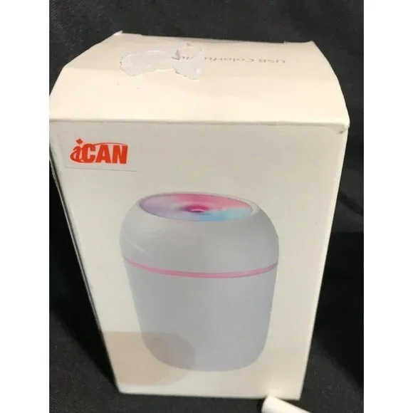 ICAN USB Compact Humidifier With LED Light & USB Charger - Picture 3 of 6